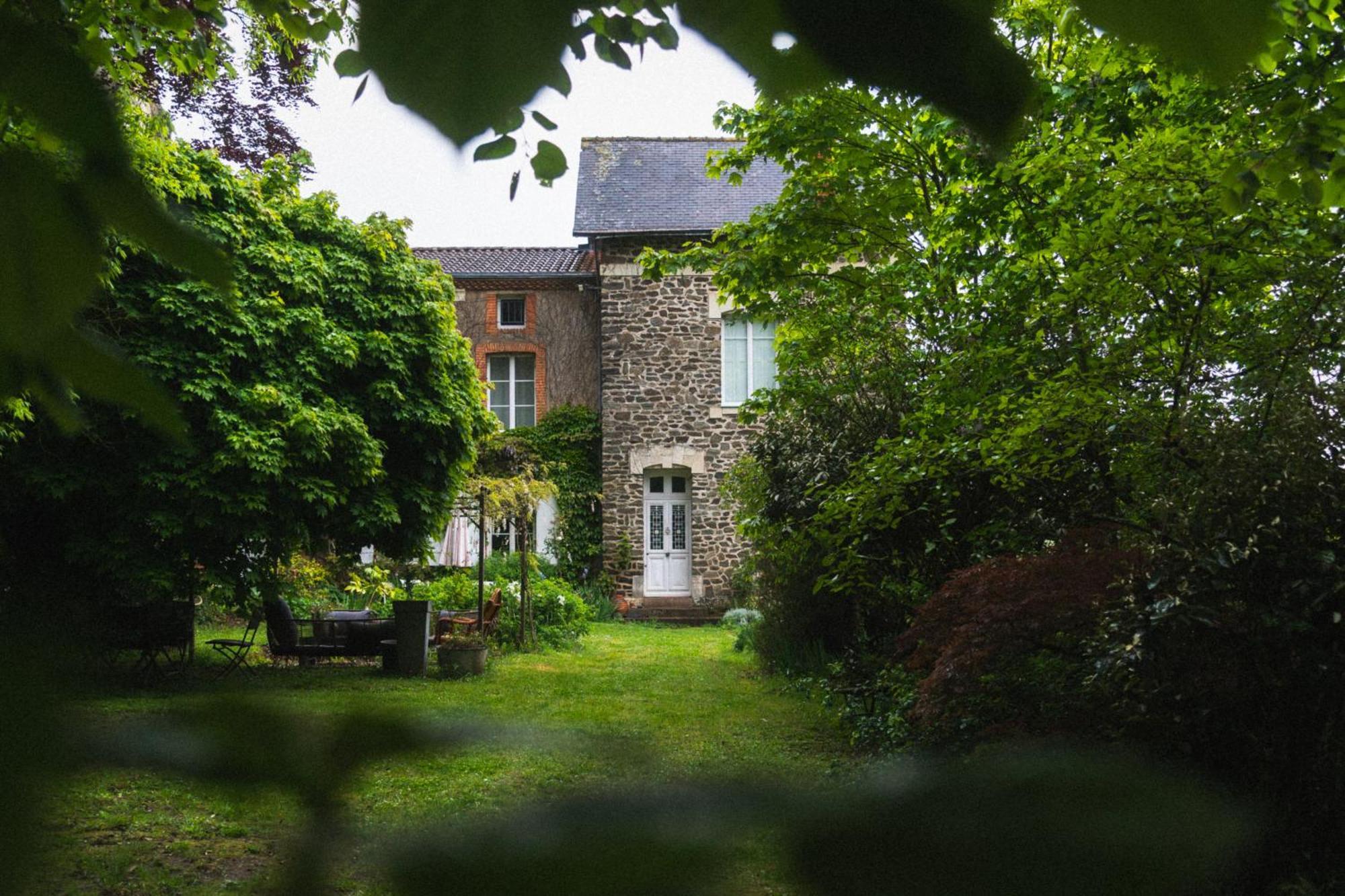 Maison D'Hotes La Bien-Aimee Montrevault 外观 照片